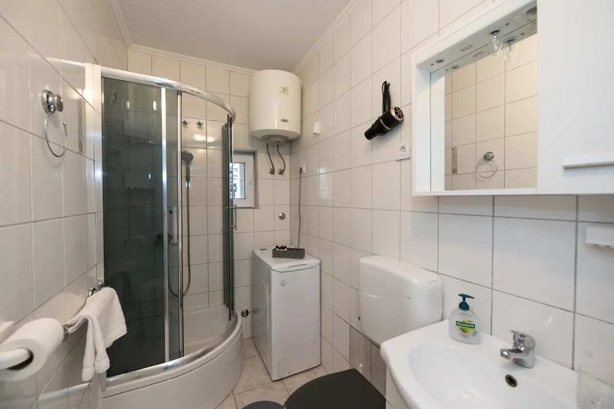 לובראן Apartman Kesten