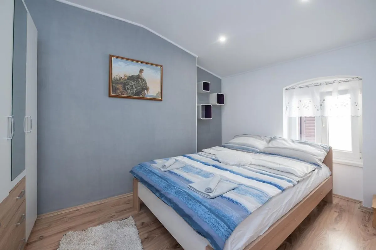 דירה לובראן Apartman Kesten קרואטיה